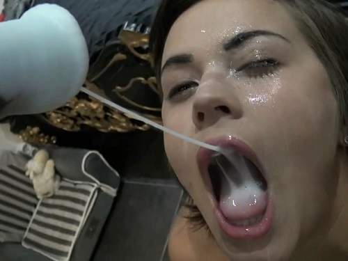 Hairy camgirl horse dildo penetration in deepthroat to cumshot