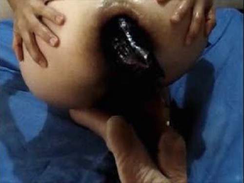 Italian bitch hairy anus penetration giant eggplant