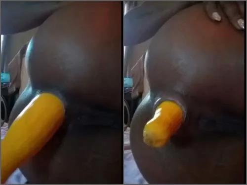 Big Ass – Beautiful big ass ebony Kjuicie vegetable anal sex