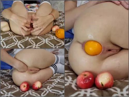 Closeup – Russian masked girl Fiftiweive69 anal prolapse loose with vegetables