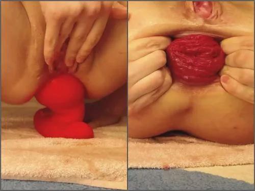 Huge dildo – Shemale Teen’s ass ruined forever! Heart shaped buttplug Puffy Toys Huterin XXL