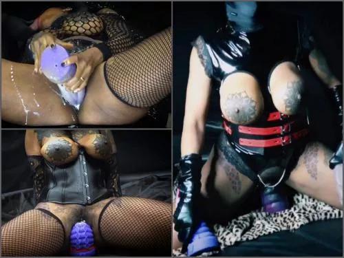 Pussy insertion – Amateur sexy Ebony Goddess Dark Dea fuck her Dildos XL