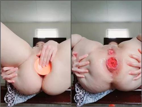 Dildo anal – Kinky pornstar Sele04 stretching big rosebutt with butplug
